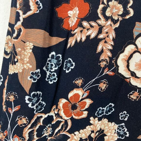 Shyanne Country, Wear It, Mean it NWOT floral midi button down Skirt - Picture 5 of 10